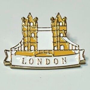 Burberry London Bridge Brooch